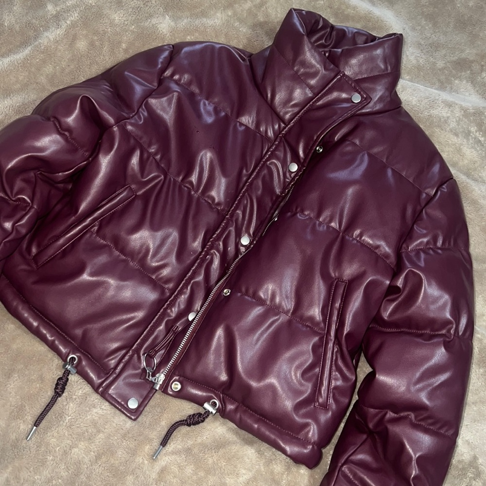 Medium Burgandy puffer